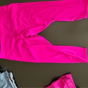 Athleta women’s Leggings in Hot Pink